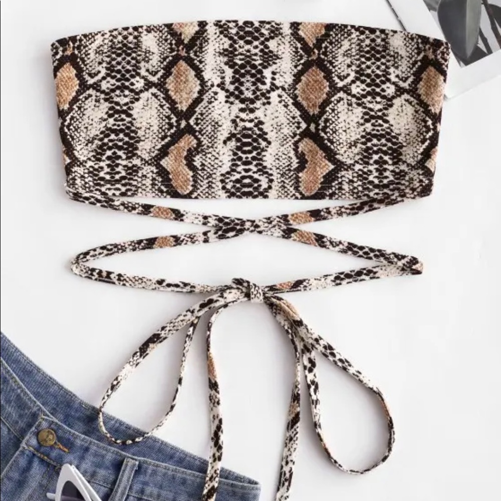 ZAFUL Criss Cross Snake Print Bandeau - Color: Multi - Size: Medium / US 8 - NEW